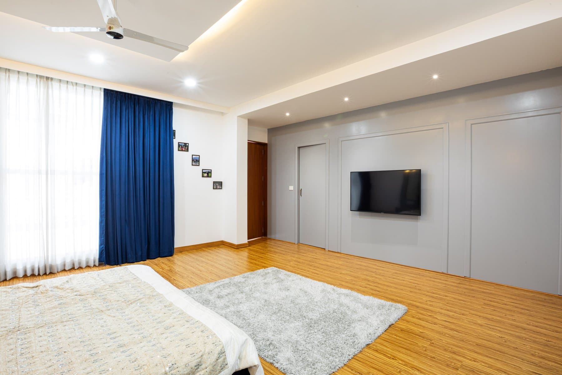 Contemporary Interior Renovation flooring project image 3